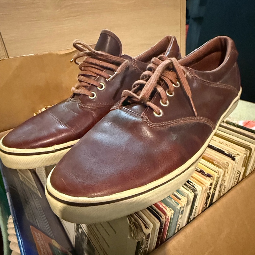 Men's Casual Brown Leather Sneakers
